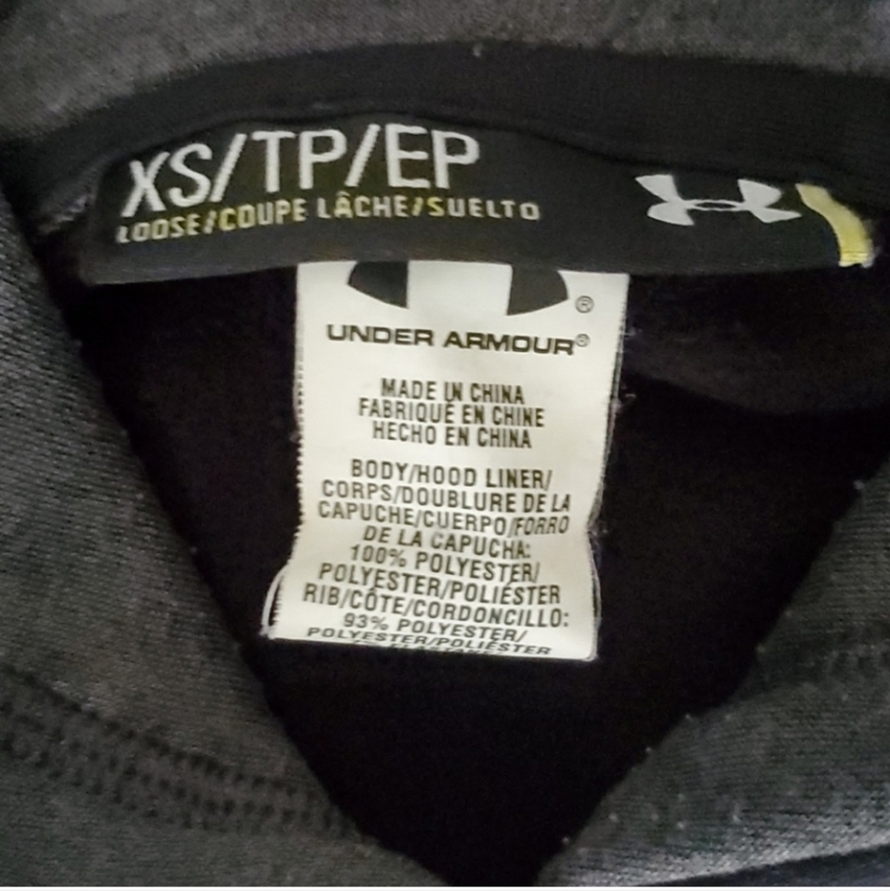 Under Armour Loose Fit Hoodie - Picture 3 of 5